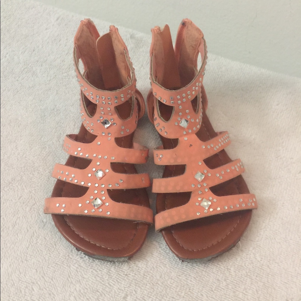 Toddler size 6 sandals